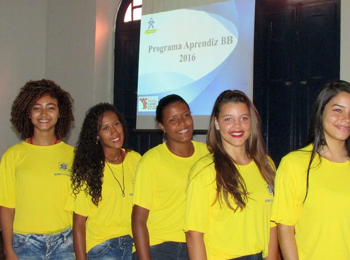 Novos aprendizes ingressam no programa do Banco do Brasil