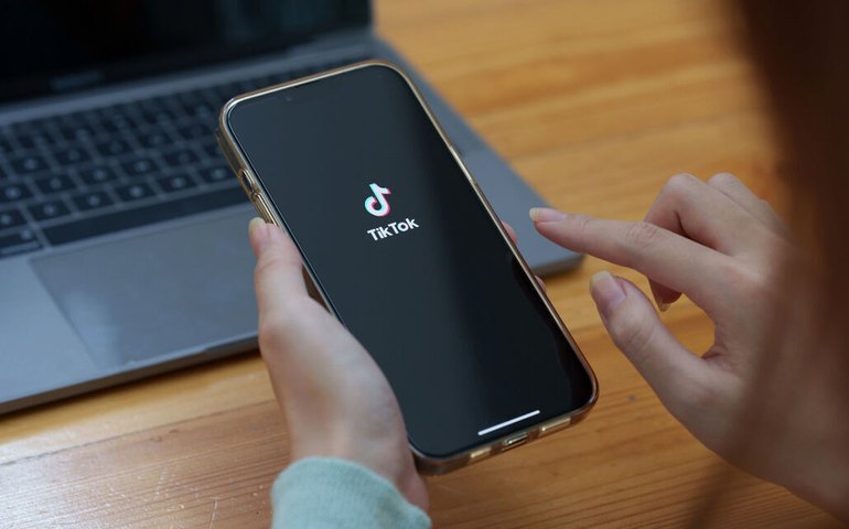 TikTok vai criar novas ferramentas para combater desinformação durante eleição no bloco