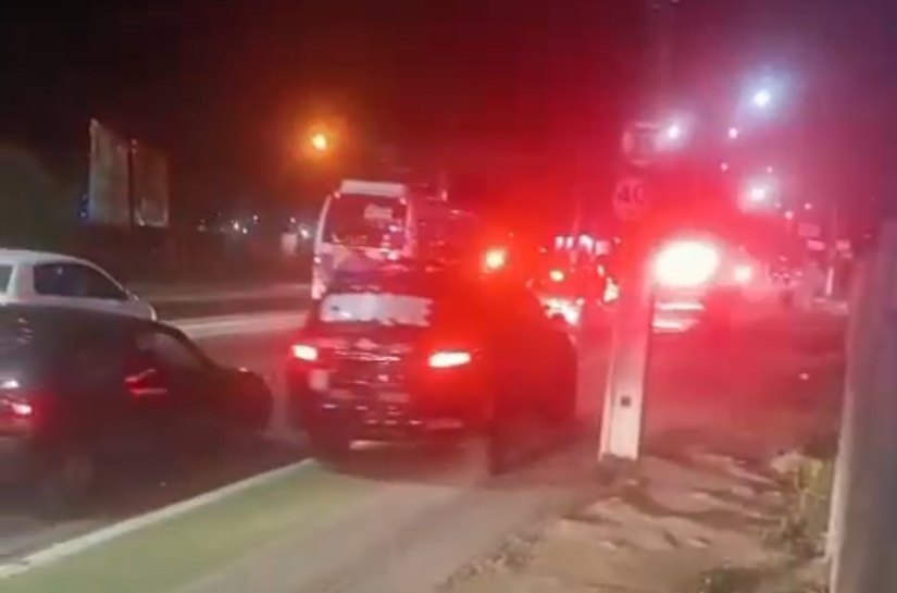 PM e criminosos trocam tiros em ação policial, no Bendito Bentes