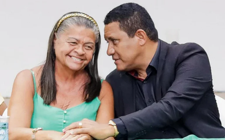 Palmeira: Julio e sua tia Júlia são condenados no TRE por propaganda antecipada