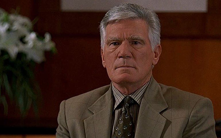 Mitchell Ryan, ator de &#8216;Máquina Mortífera&#8217;, morre aos 88 anos