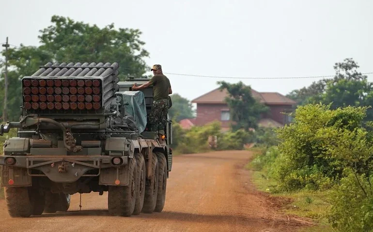 Líderes da Tailândia e do Camboja se reunirão na Malásia após pressão de Trump