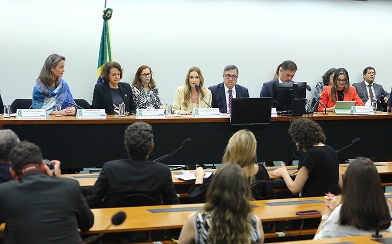 Relator da LDO de 2024 espera ampliar recursos para atender crianças autistas