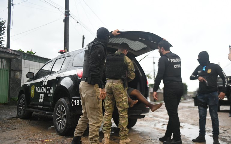 Gaeco e SSP deflagram operações e cumprem mais de 70 mandados em Alagoas e Santa Catarina
