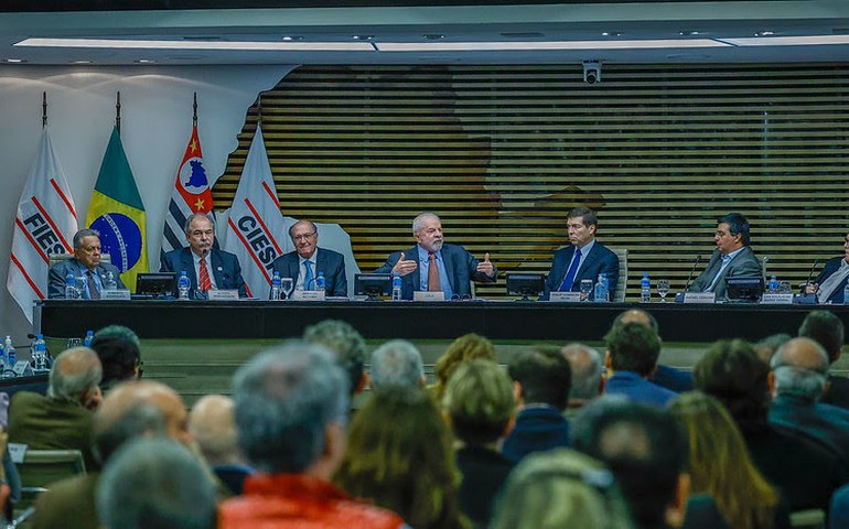 Lula: reforma tributária será feita em conjunto com a sociedade
