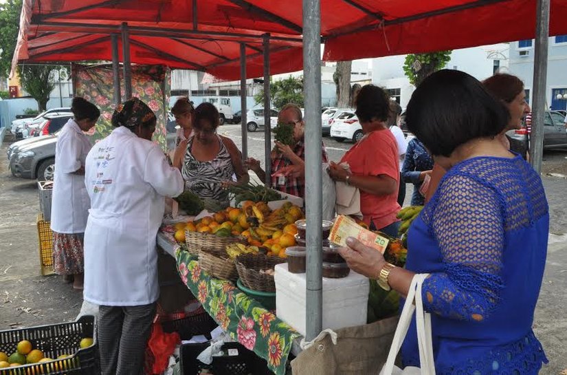Secretaria da Agricultura realiza mais uma edição da Feira de Produtos Orgânicos