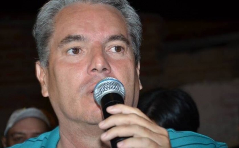 Prefeito Celso Luiz valoriza professores em Canapi