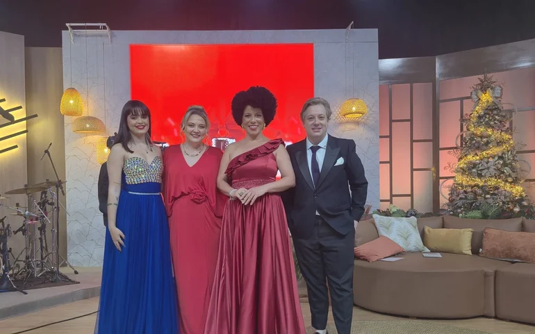 Sami Rico e Mococa e Paraiso animam o Natal do Aparecida Sertaneja