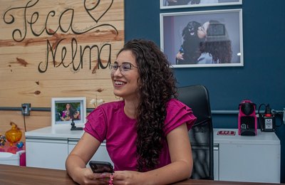 Teca Nelma realiza nova seleção pública para universitários em seu gabinete