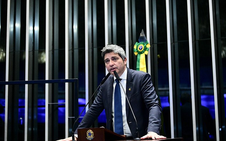 Líder do PL no Senado diz que Gilmar o chamou no gabinete antes de decisão que limita impeachment de ministros da Corte