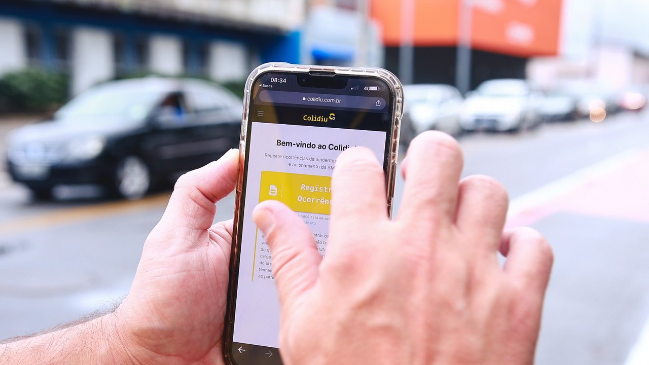 Colidiu: Plataforma emite declarações de acidentes sem vítimas na capital