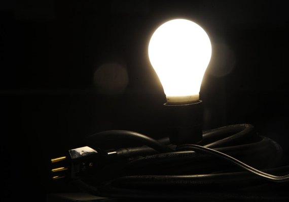 Lei que obriga atualização de cadastro da Tarifa Social de Energia é sancionada
