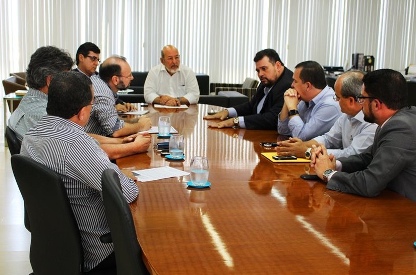 Fiea reúne Anoreg e setor da construção civil para definir taxas cartoriais em AL