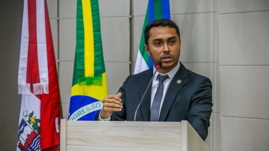 David do Emprego propõe reserva de vagas no setor público para mulheres vítimas de violência doméstica em Maceió