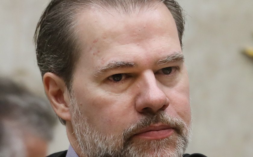 Folha defende afastamento de Dias Toffoli em investigação do Banco Master