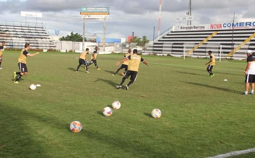 Elenco alvinegro se reapresenta para os treinamentos hoje