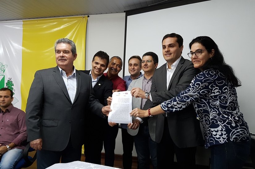Seagri assina termo de cooperação para a gestão de resíduos sólidos