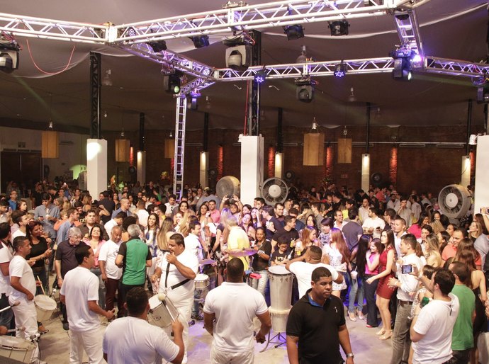 Advogados lotam Acrópole Hall para celebrar passagem do dia do Advogado