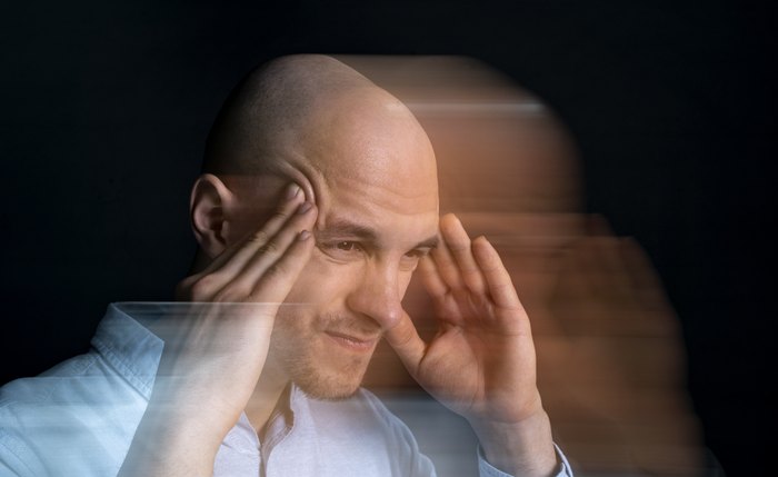 Dor de cabeça constante pode ser câncer cerebral? Neurocirurgião esclarece dúvidas sobre o tema