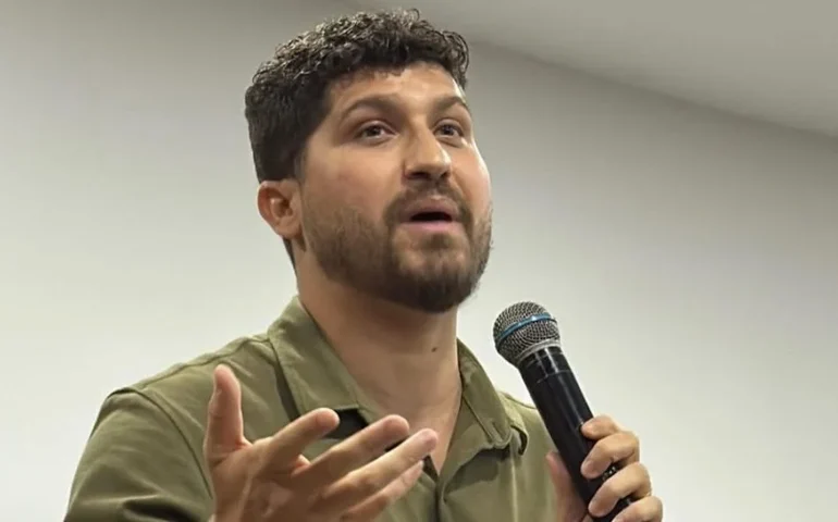 Em meio à indefinição no STF, PSOL lança William Siri como candidato ao governo do Rio