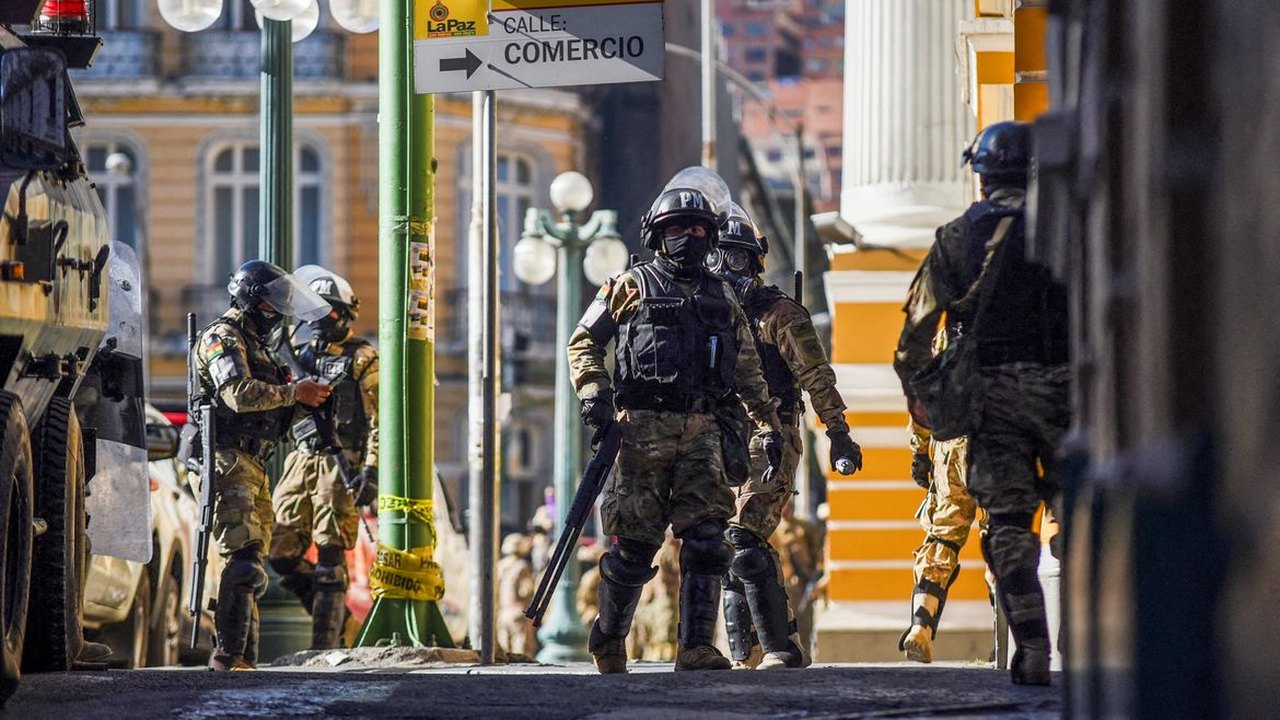Diante de tentativa de golpe na Bolívia, Arce troca comando militar