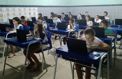 Escola arapiraquense é contemplada com certificado internacional de tendências em matemática e ciências