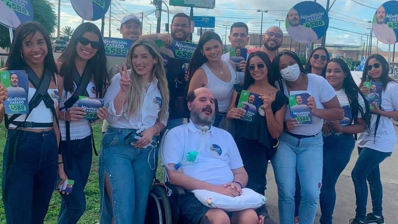 Candidato a deputado federal Dr. Hemerson Casado vai às ruas fortalecer campanha