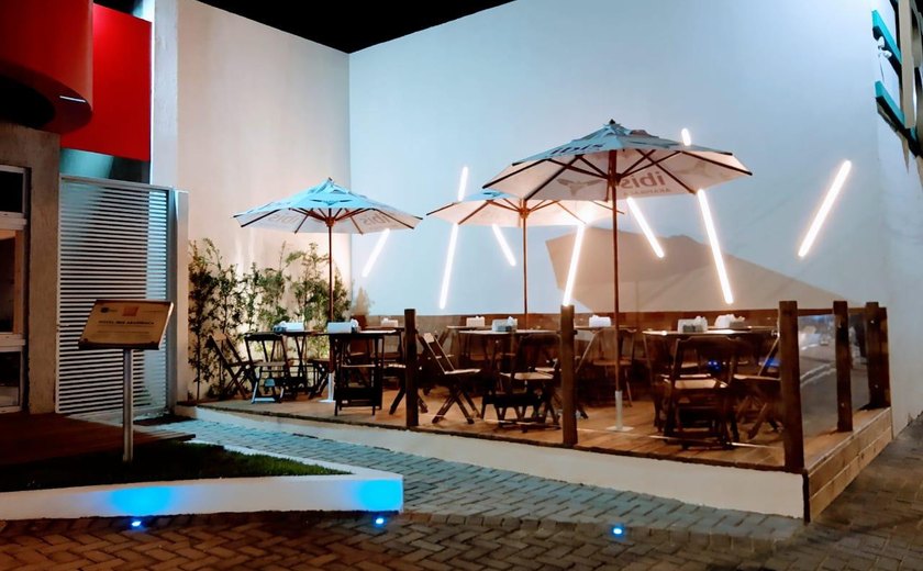 Ibis Arapiraca comemora 5 anos com inauguração de Deck Lounge Bar