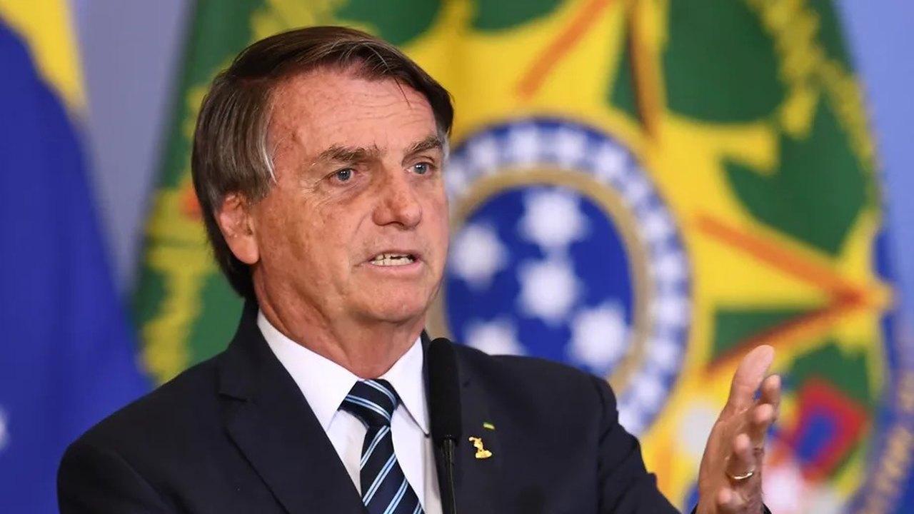 Bolsonaro ‘reaparece’ no Twitter após mais de uma semana sem postagens