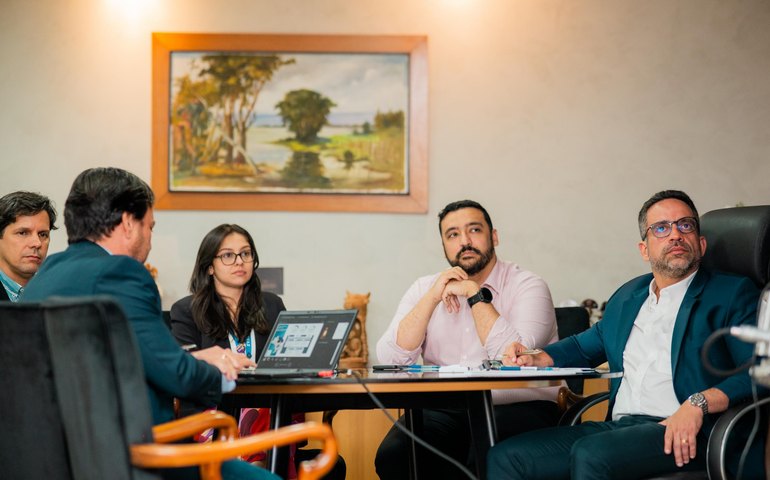 Paulo Dantas recebe novo presidente da Equatorial Alagoas e destaca importância da energia para o desenvolvimento