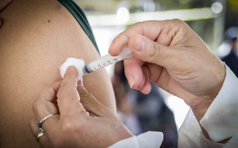 Comissão de Saúde debate ampliação de oferta de vacinas para pessoas com diabetes ou obesidade