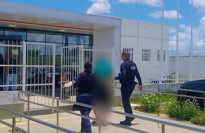 Guarda Municipal de Delmiro intervem e prende homem armado no Mercado Público