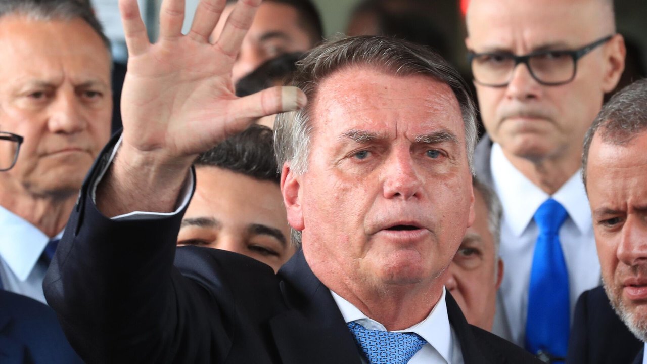Bolsonaro pede ao STF para adiar audiências de acusação sobre tentativa de golpe