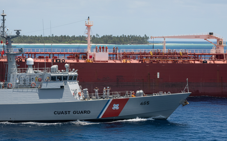 China acusa EUA de violação grave ao interceptar petroleiro venezuelano