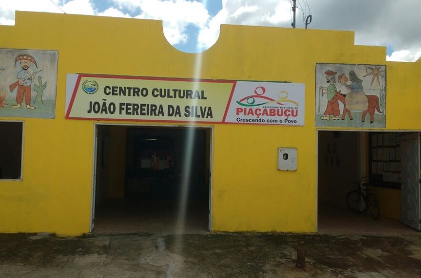 Prefeitura de Piaçabuçu traz aulas de violão e canto