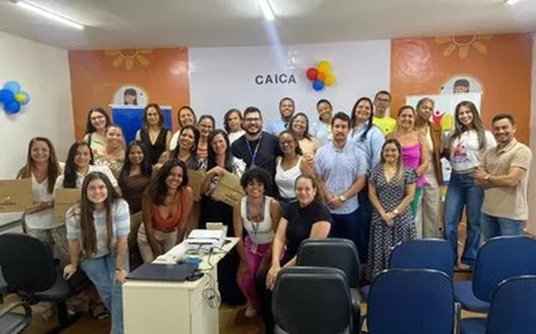 Escola de Conselhos e Secdef realizam minicurso de Libras