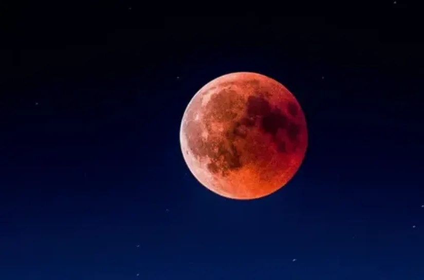 Eclipse lunar parcial poderá ser visto em todo o Brasil nesta madrugada