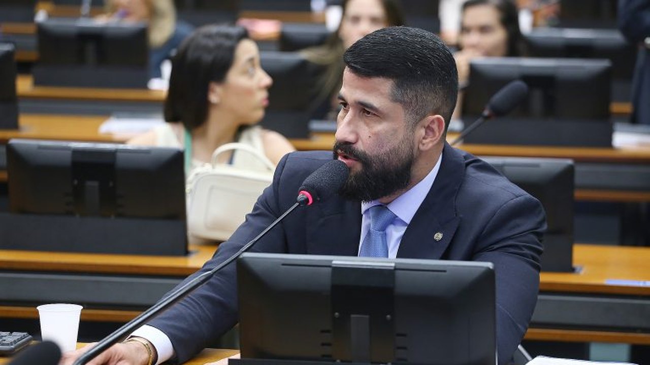 Comissão aprova projeto que prevê apoio multidisciplinar no registro de ocorrência de violência doméstica