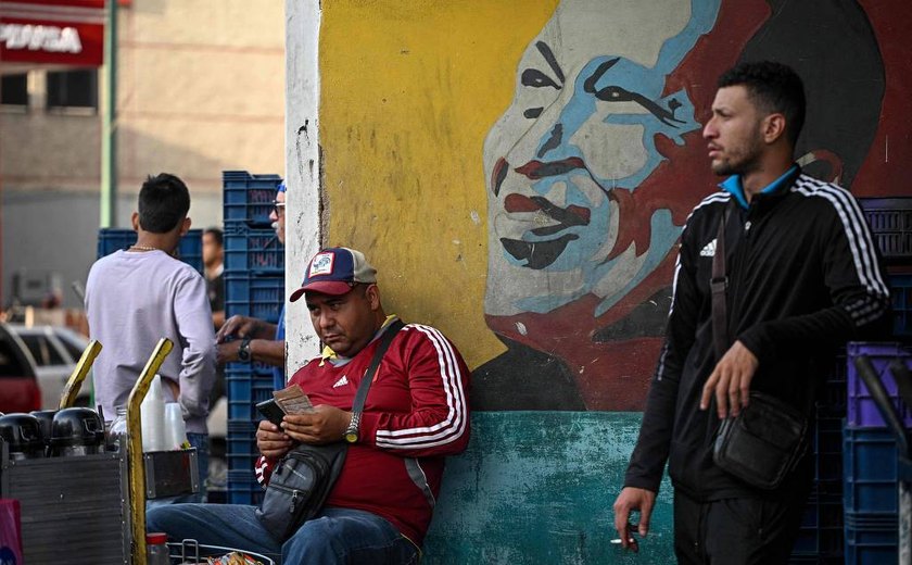 Venezuelanos fazem planos caso o regime de Maduro caia após invasão dos EUA