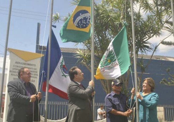 Célia participa da missa de aniversário dos 91 anos de Arapiraca