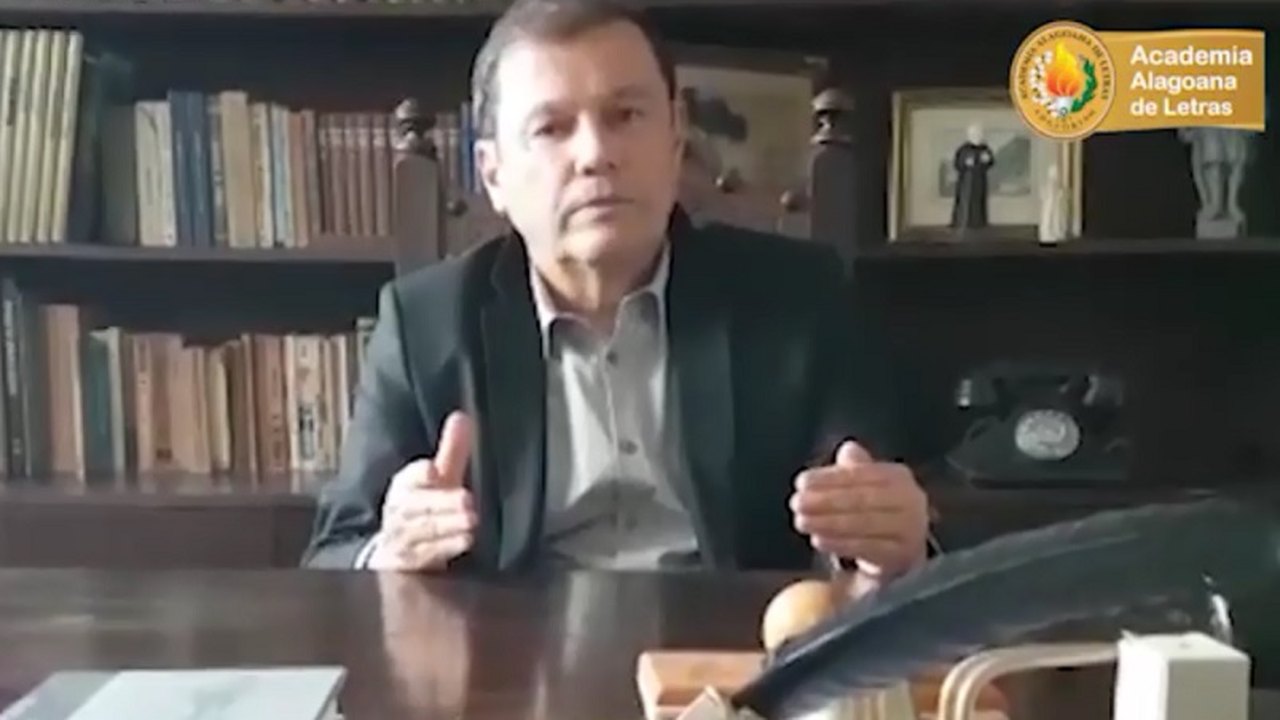 VÍDEO: Academia Alagoana de Letras e o Projeto Alagoanidades; hoje com o Acadêmico Arnaldo Paiva Filho