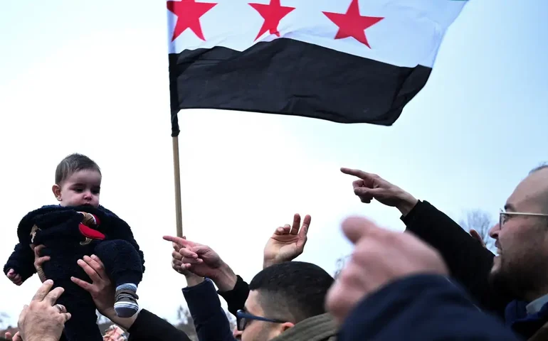 Deposto na Síria, Bashar Assad fugiu para Moscou e ganhou asilo, dizem agências russas