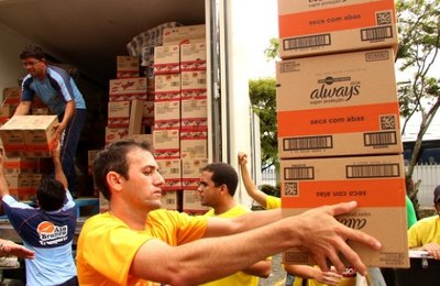 Força-tarefa leva 4,6 toneladas de donativos para nove municípios de Alagoas