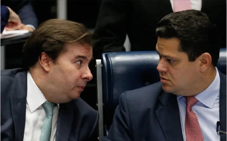 Maia e Alcolumbre em nota: saída de Mandetta não é positiva e será sentida