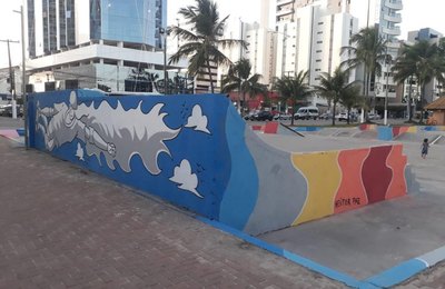'Colorir é legal': pintura artística da pista de skate da Pajuçara é concluída