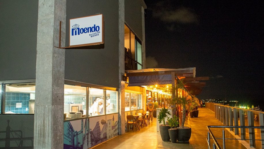 Recife ganha restaurante de culinária Mediterrânea com vista 360º