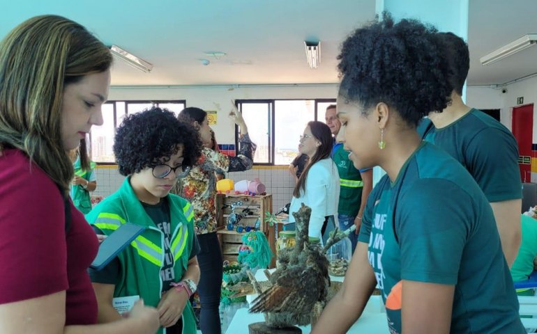 Parceria entre Prefeitura e UNINASSAU leva ações sustentáveis para evento voltado à saúde e meio ambiente