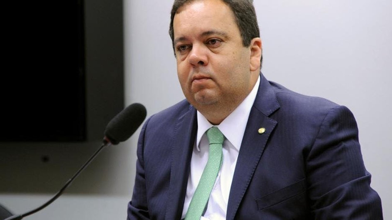 Relator da PEC na Câmara, Elmar Nascimento, se reúne com Lula