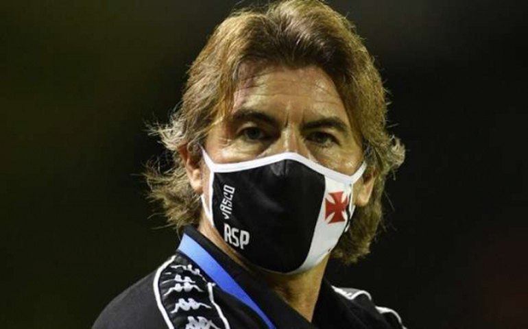 Sá Pinto expõe erros da direção e deixa indireta ao Vasco: &#8216;Saio inconformado&#8217;