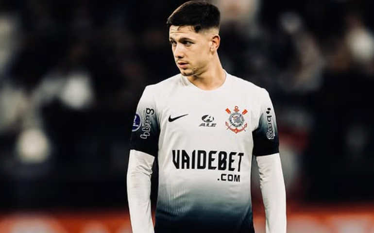 Meia do Corinthians dorme e acorda pensando em seleção argentina: 'Sonho é o que me mobiliza'